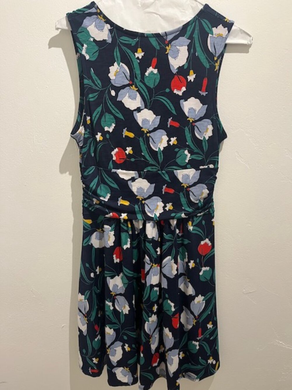 Sleeveless Floral Faux Wrap-dress - Picture 6 of 6
